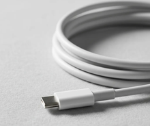 Cargar imagen en el visor de la galería, Cable USB-C a USB-C Compatible MacBook iPad | Premium 2M PD 100W Blanco carga rapida