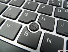 Cargar imagen en el visor de la galería, Elite book 840 G2 / 8GB / 240 GB / Empresarial linea / windows 10 pro Sin Cámara WEB REACONDICIONADO